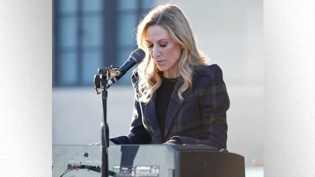 Following school shooting, Sheryl Crow plays at candlelight vigil in Nashville