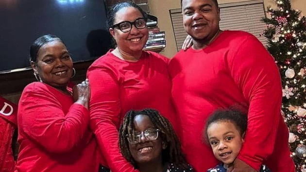 Four-year-old has leg amputated after surviving rare infection his parents thought was the flu