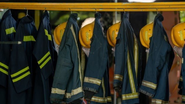 Toddler shot, left at fire station in critical condition: Police