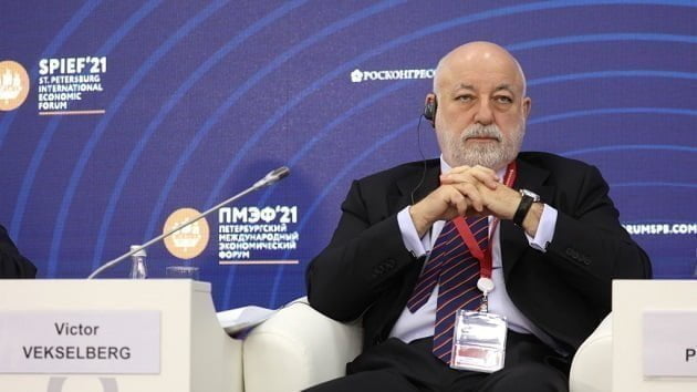 New York attorney pleads guilty to assisting sanctioned Russian oligarch