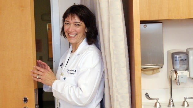 Biden plans to nominate Dr. Monica Bertagnolli at NIH