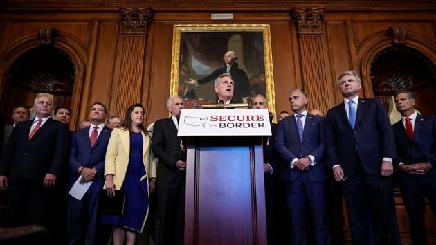 McCarthy-backed border bill passes House hours before Title 42 ends
