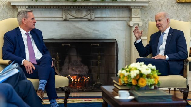 Biden cuts upcoming foreign trip short amid debt ceiling showdown