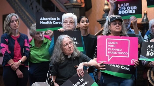 South Carolina six-week abortion ban signed into law, providers file lawsuit
