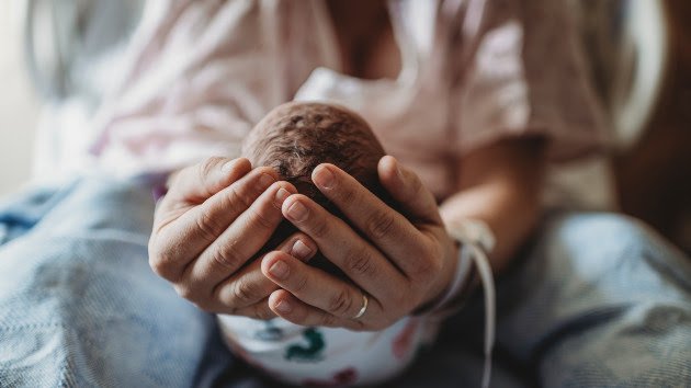 Most parents don’t meet breastfeeding guidelines. Experts say the support system needs to change