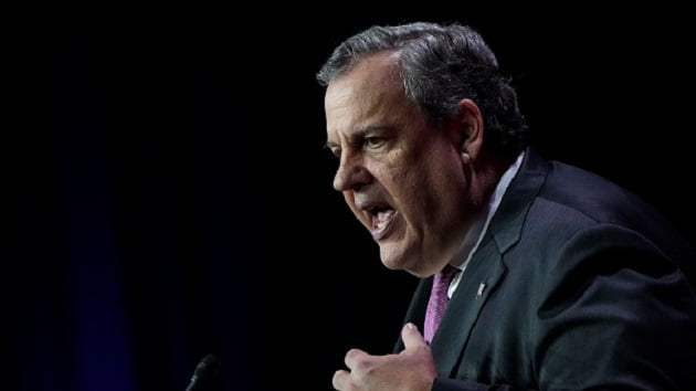 Chris Christie booed at Faith and Freedom Conference after criticizing Trump
