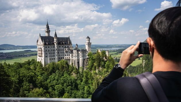 American tourist killed, another injured in attack near Germany’s Neuschwanstein castle, police say