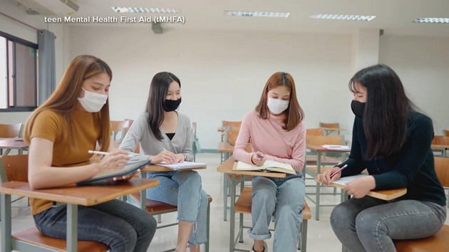 Amid mental health crisis, school teaches students how to help each other