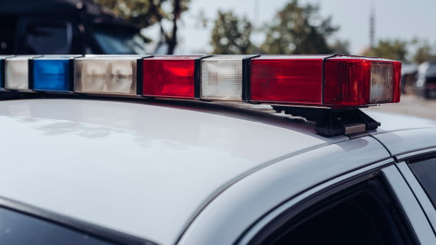 5 vehicles, including charter bus carrying students, involved in deadly crash on Ohio highway: Governor