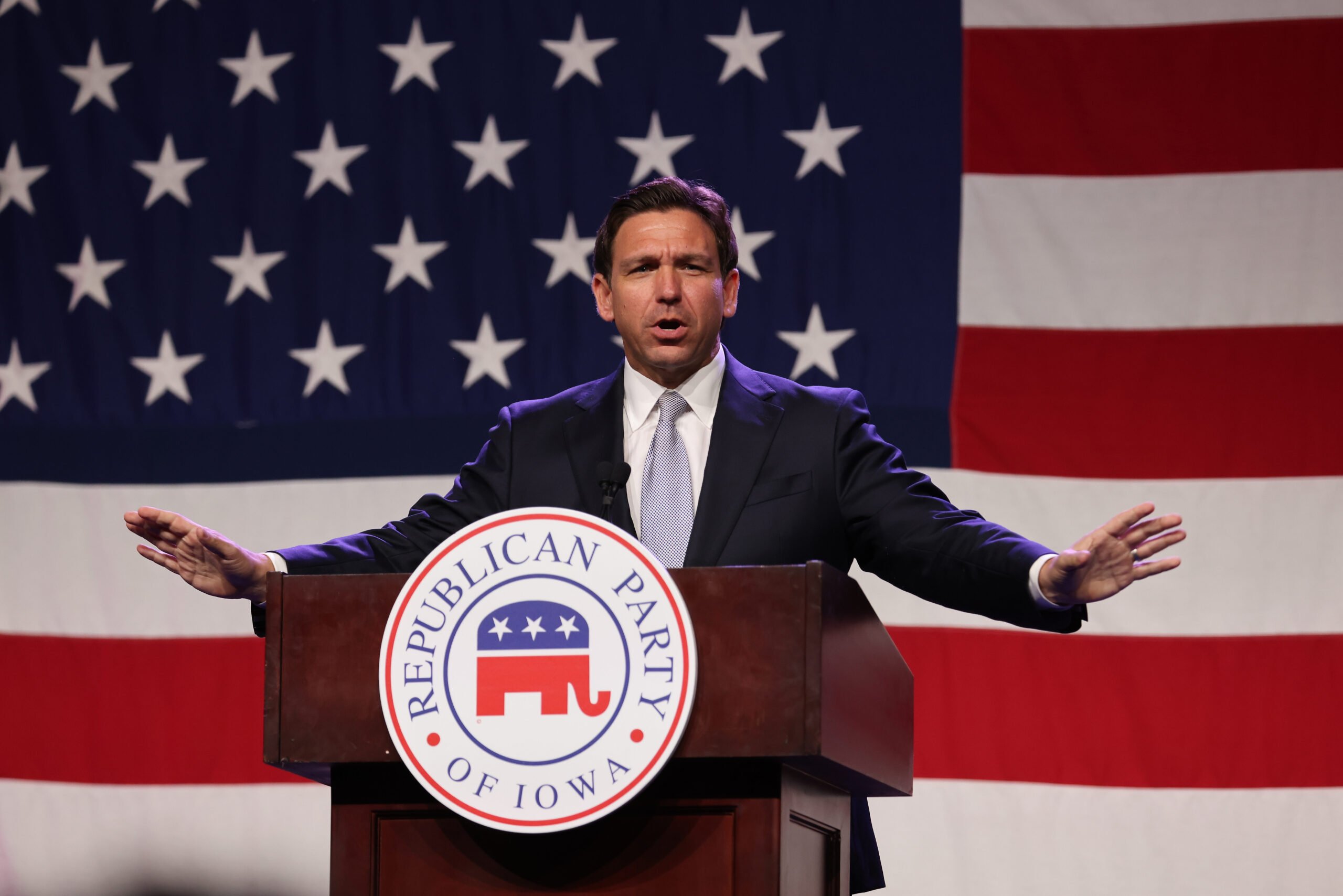 Orlando Magic donates $50,000 to DeSantis-supporting super PAC