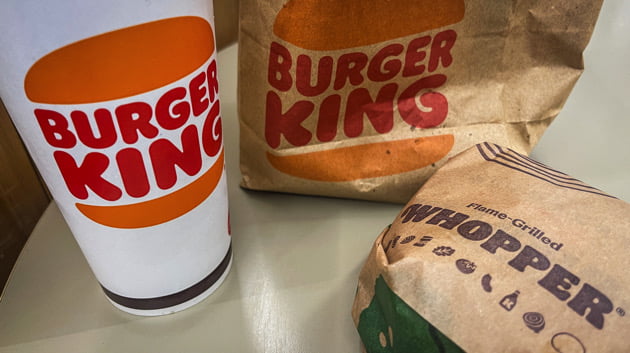 Burger King faces lawsuit disputing Whopper sandwich size