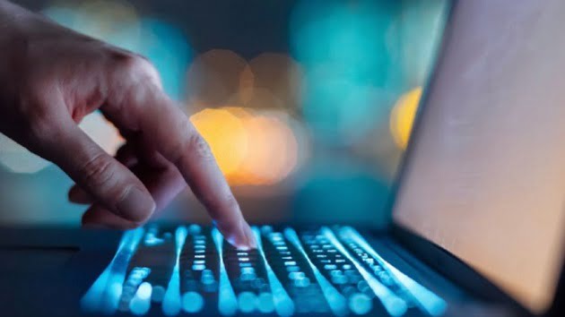 ‘The Bachelorette’ star Josh Seiter “alive and well,” blames “cruel” hack for suicide post