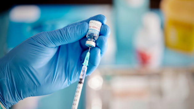 Why the CDC recommends that everyone over the age of 6 months get the updated COVID vaccine