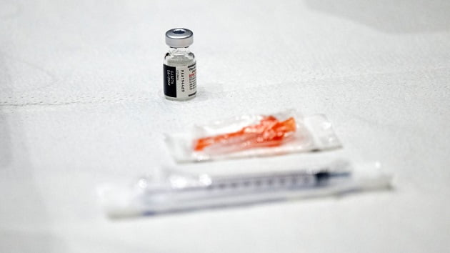 COVID-19 shots will be free for most, regardless of insurance