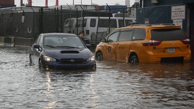 Heavy rains and flooding shut down SAG-AFTRA picket lines and more in New York City