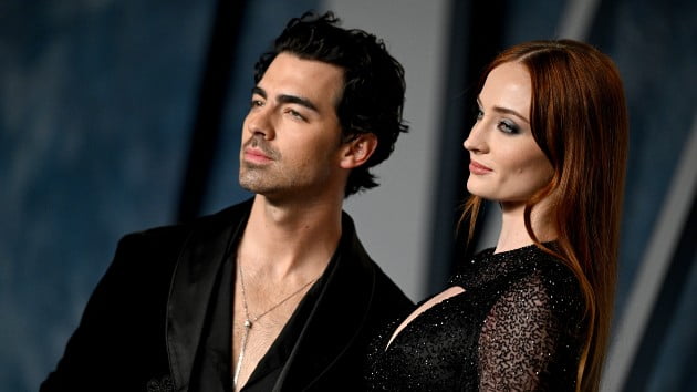 Joe Jonas and Sophie Turner agree to keep kids in New York for now