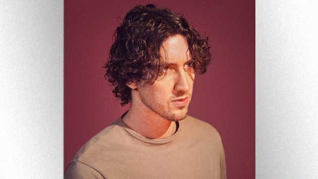 Dean Lewis releases new single and video, “Trust Me Mate”
