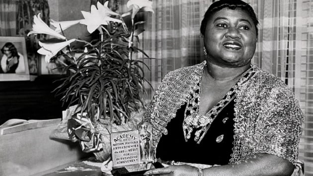 Motion Picture Academy to replace Hattie McDaniel’s lost Oscar plaque