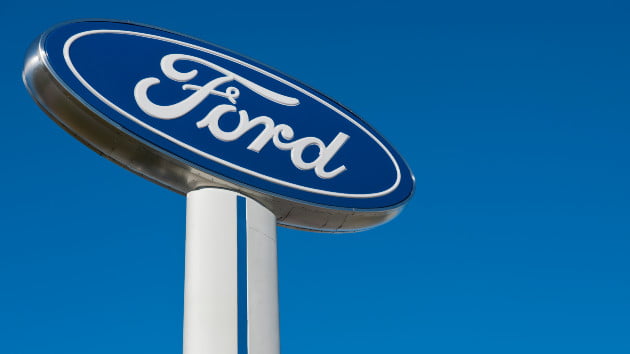 UAW reaches tentative deal with Ford