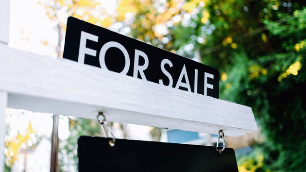 Real estate groups urged the Fed to stop rate hikes. Here’s why.