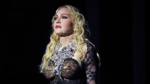 Madonna emotionally recalls hospitalization for bacterial infection