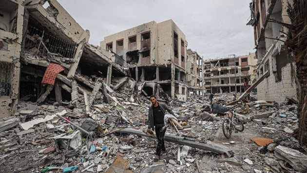 US warns Israel to fight in a more targeted way in Gaza, officials say