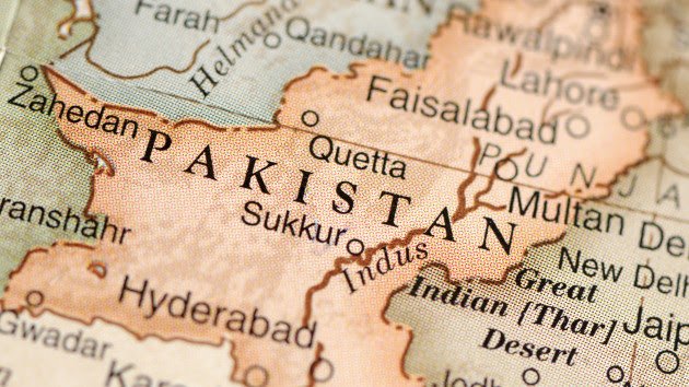 Twenty-two killed as suicide bomber attacks Pakistan police and military station