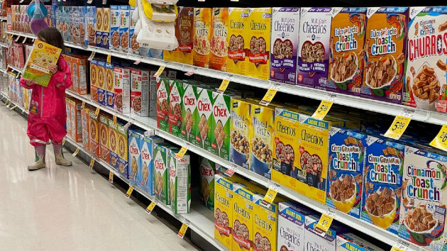 General Mills cereal sales drop as demand for pricey brand names diminishes