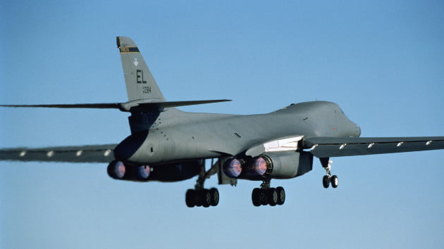 Air Force crew ejects safely as B-1 bomber crashes during landing in South Dakota