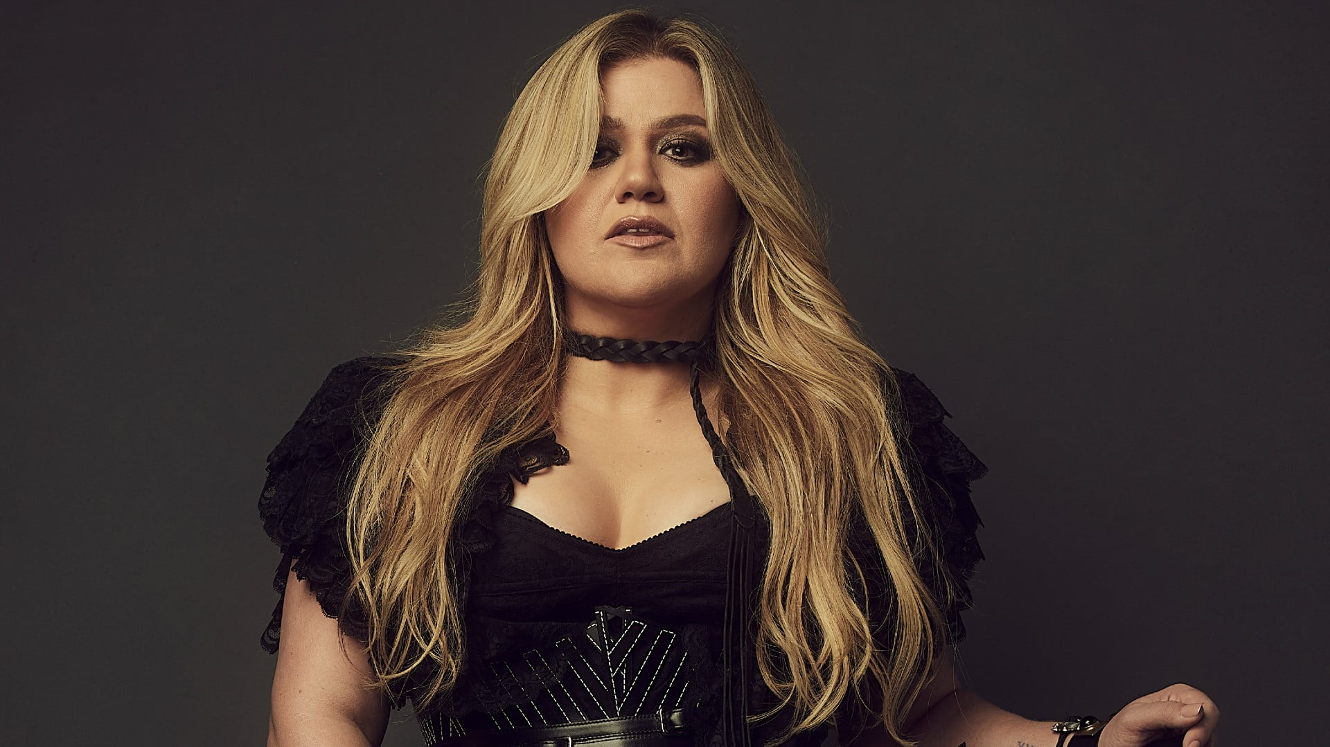Kelly Clarkson announces two New Jersey concerts this spring