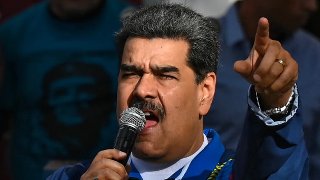 US reimposes some sanctions on Venezuela over ban on opposition candidates