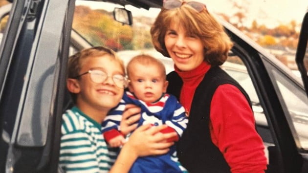 Doctor who lost brother to RSV shares what he wants parents to know