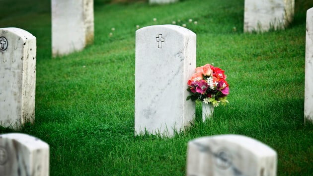 US life expectancy rose in 2022 as deaths due to COVID dropped: CDC