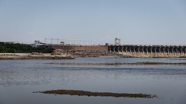 Russia launches massive air attack on Ukraines energy infrastructure