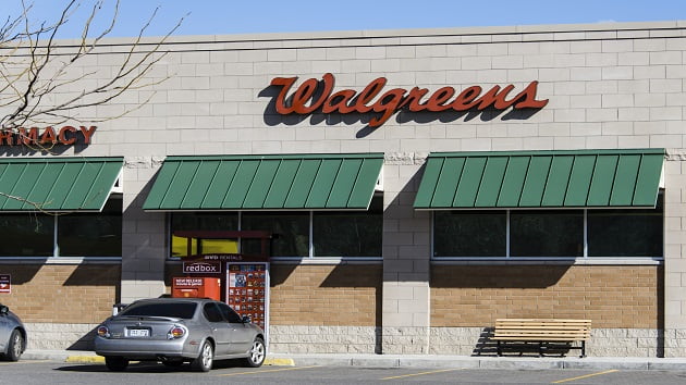 Walgreens announces it will sell generic version of over-the-counter Narcan