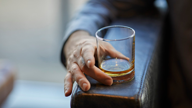 WHO report: 2.6 million people died from alcohol in 2019