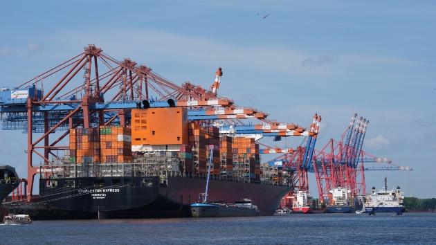 US trade deficit narrowed significantly amid Trumps tariff escalation