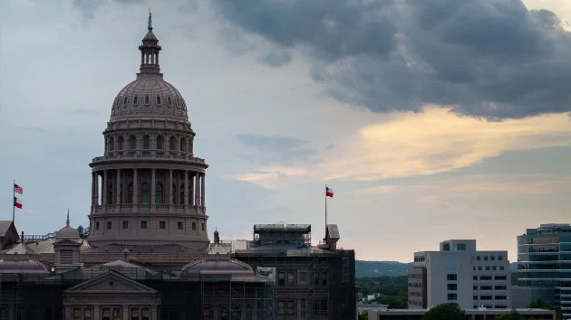 Texas House to vote on controversial redistricting plan