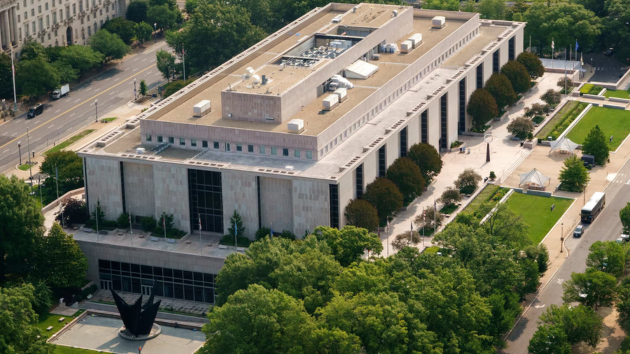 Smithsonian secretary reaffirms institution’s ‘independence’ in response to White House’s demand for review