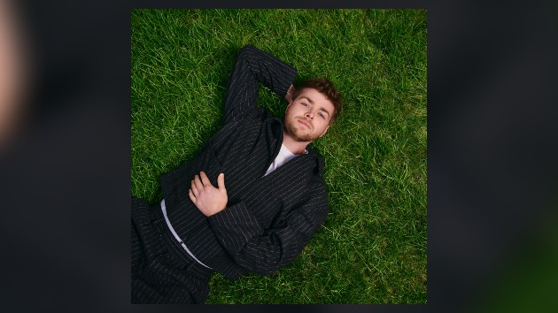 Alex Warren, Taylor Swift are the RIAA’s 2025 top-certified artists