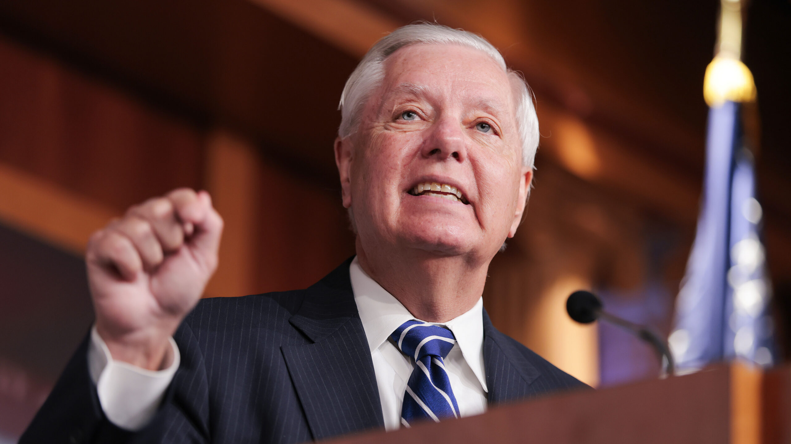 Senate approves Russia sanctions bill named after Sen. Lindsey Graham