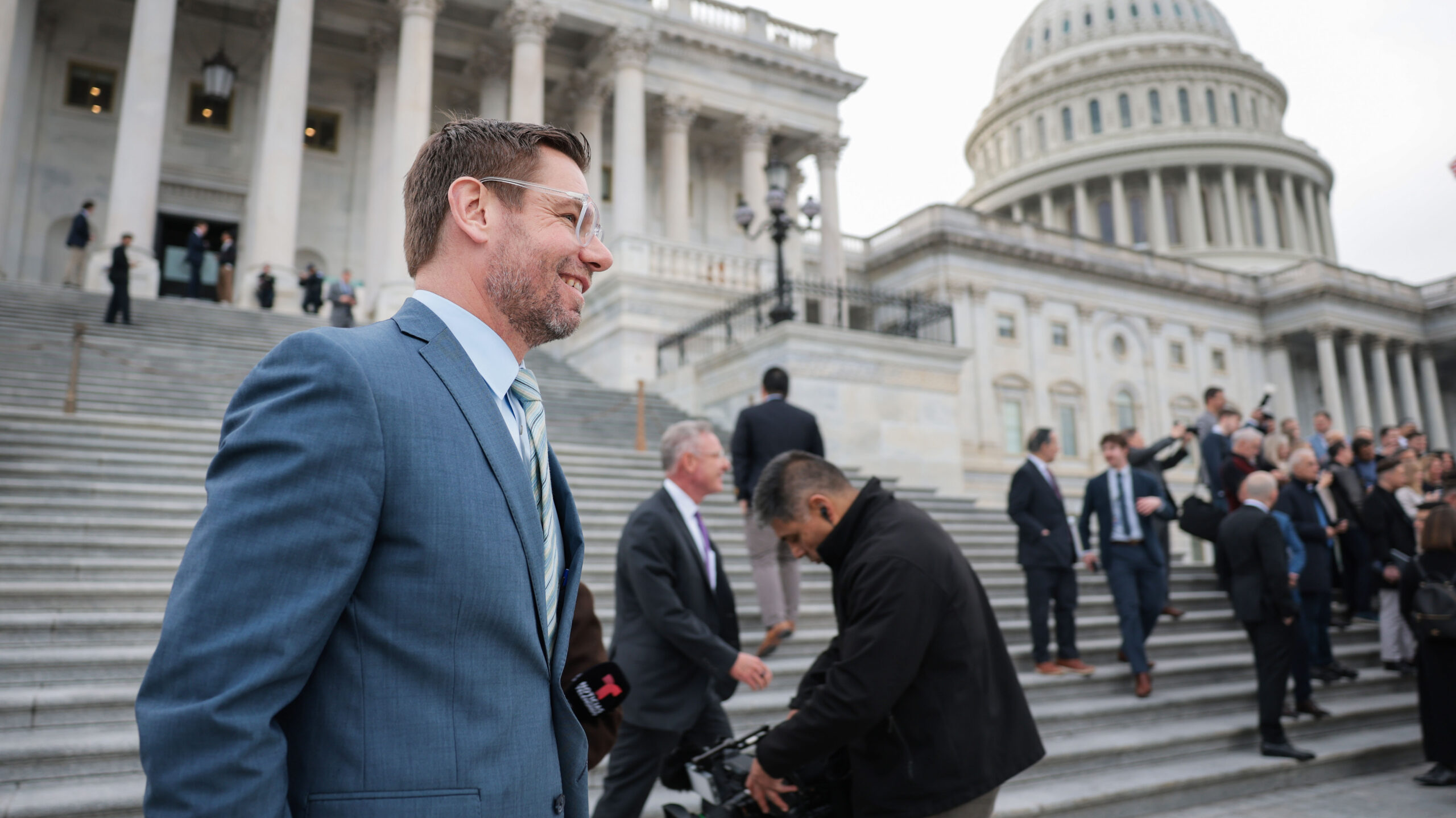FBI seizes former Rep. Swallwell’s phone, devices as part of criminal probe, sources said