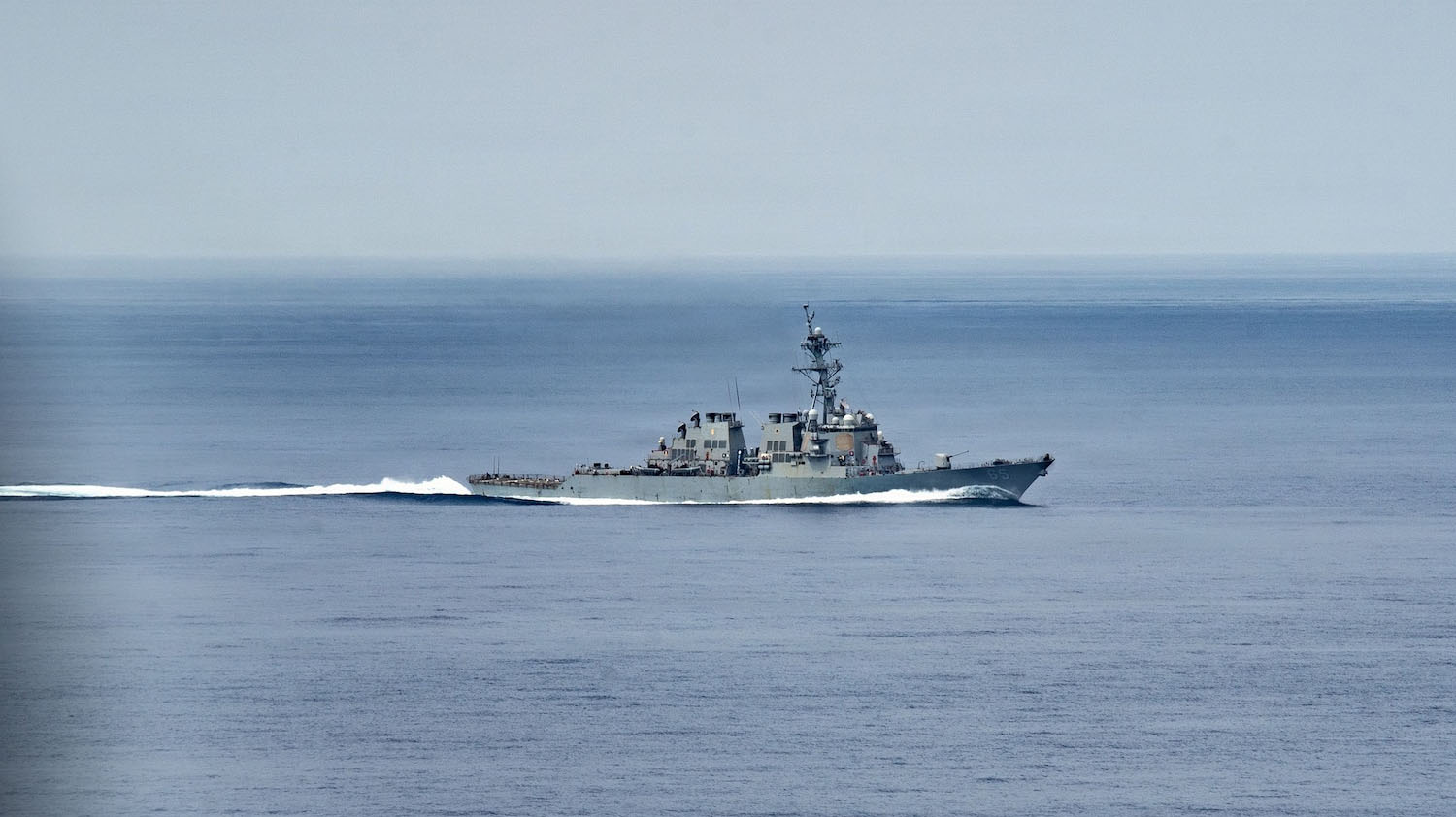 Navy ship without power for 4 days in South China Sea